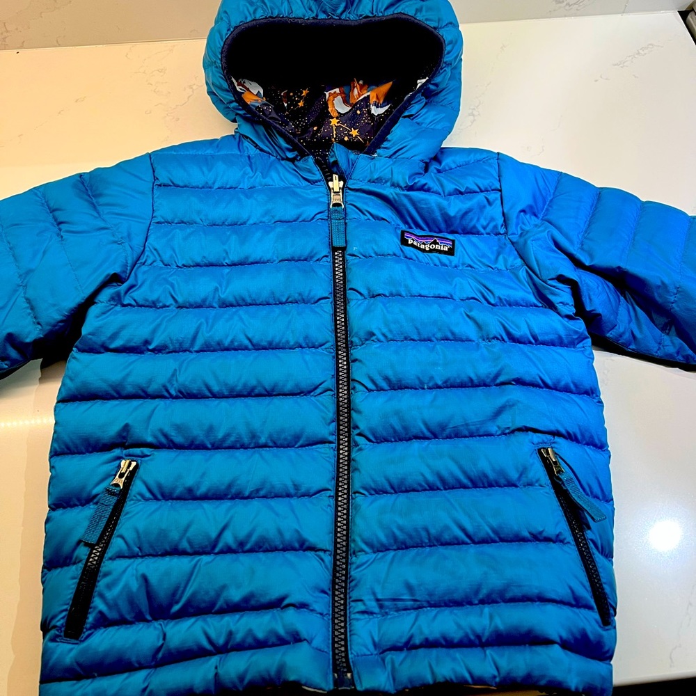 5t Patagonia down jacket. Reversible